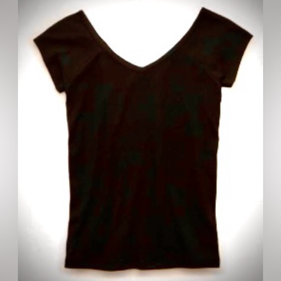 American Eagle Outfitters Tops - American Eagle Outfitters V-Neck Black Tee